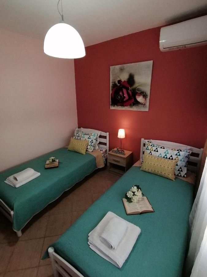 Bella Casa Διαμέρισμα Néa Péramos Εξωτερικό φωτογραφία